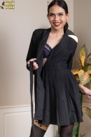 Show & Tell with Ploy